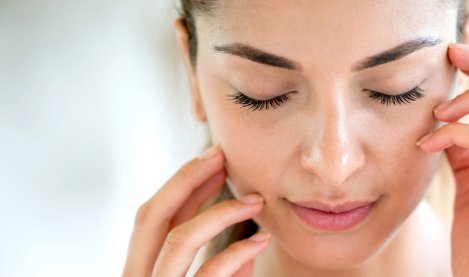 Bioderma lanza un agua micelar bifásica para los ojos que elimina el  maquillaje waterproof sin frotar